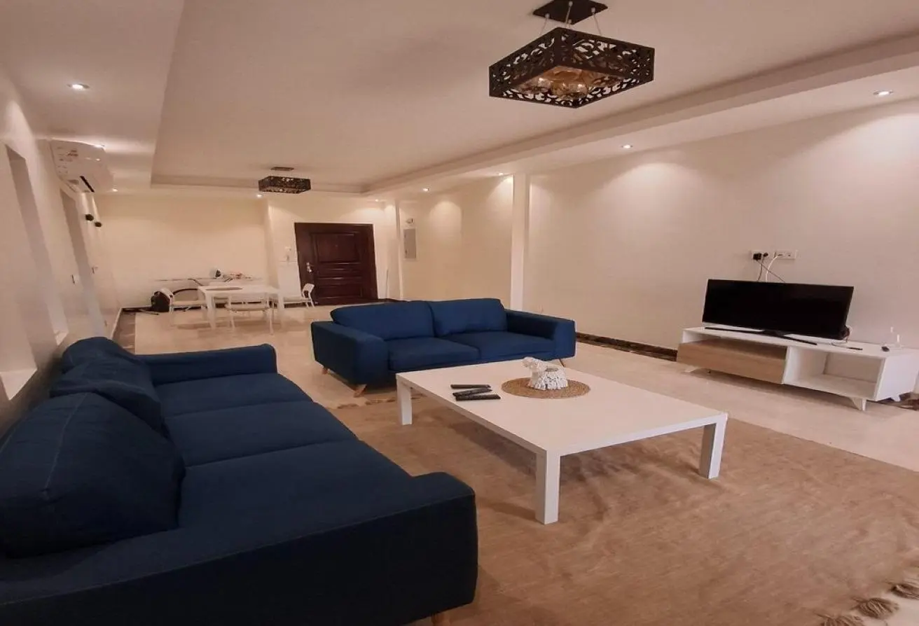 82608219 - Property Main Image