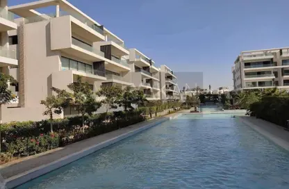 Apartment - 2 Bedrooms - 2 Bathrooms for sale in Lake View Residence 2 - 5th Settlement Compounds - The 5th Settlement - New Cairo City - Cairo