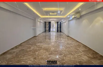 Apartment - 3 Bedrooms - 2 Bathrooms for sale in El Riada School St. - Smouha - Hay Sharq - Alexandria