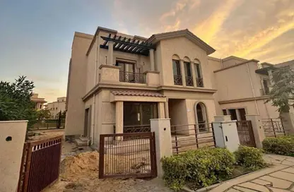 فيلا - 4 غرف نوم - 4 حمامات للبيع في پريڤادو - مدينتي - القاهرة
