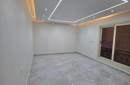 Apartment - 3 Bedrooms - 2 Bathrooms for sale in Al Khamayel city - Sheikh Zayed Compounds - Sheikh Zayed City - Giza Apartment - 3 Bedrooms - 2 Bathrooms for sale in Al Khamayel city - Sheikh Zayed Compounds - Sheikh Zayed City - Giza