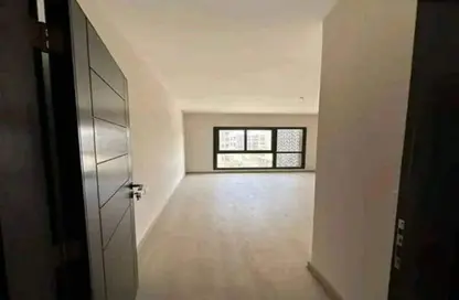 شقة - 2 غرف نوم - 2 حمامات للبيع في ويست ليفز - الحي الاول - مدينة 6 أكتوبر - الجيزة