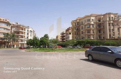 Apartment - 3 Bedrooms - 2 Bathrooms for sale in Street 17 - District 5 - The 5th Settlement - New Cairo City - Cairo