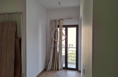 شقة - 3 غرف نوم - 2 حمامات للايجار في مون ريزيدنس - فيفث سكوير - التجمع الخامس - مدينة القاهرة الجديدة - القاهرة