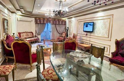 شقة - 3 غرف نوم - 2 حمامات للايجار في سموحة - حي شرق - الاسكندرية