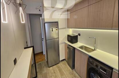 Apartment - 3 Bedrooms - 3 Bathrooms for sale in Lake View Residence - 5th Settlement Compounds - The 5th Settlement - New Cairo City - Cairo