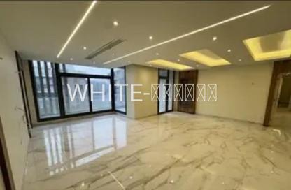 Apartment - 3 Bedrooms - 3 Bathrooms for sale in Eastown - 5th Settlement Compounds - The 5th Settlement - New Cairo City - Cairo