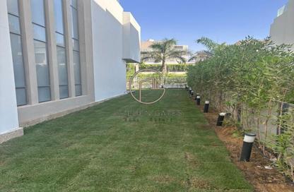 Villa - 5 Bedrooms - 5 Bathrooms for rent in Moon Residences - Fifth Square - The 5th Settlement - New Cairo City - Cairo