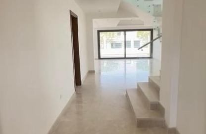 Villa - 5 Bedrooms - 4 Bathrooms for sale in Villa Square - Fifth Square - The 5th Settlement - New Cairo City - Cairo