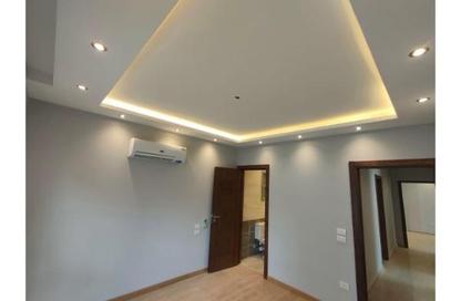 Apartment - 3 Bedrooms - 2 Bathrooms for sale in Mountain View iCity - 5th Settlement Compounds - The 5th Settlement - New Cairo City - Cairo