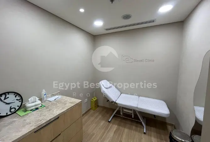118812483 - Property Image 3