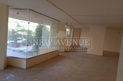 Shop - Studio - 3 Bathrooms for sale in Ahmed Hassan St. - 10th Zone - Nasr City - Cairo