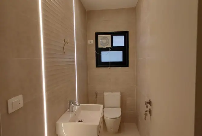 113250346 - Property Image 2