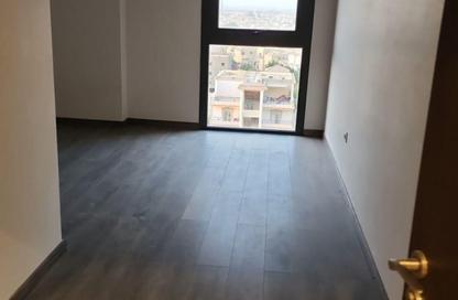 Apartment - 2 Bedrooms - 2 Bathrooms for rent in Park Side Residence - Zed Towers - Sheikh Zayed Compounds - Sheikh Zayed City - Giza