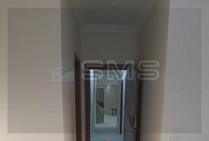 93813048 - Property Main Image