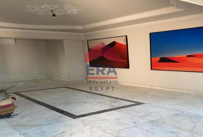 8612380 - Property Image 2