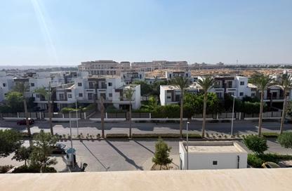 Penthouse - 2 Bedrooms - 2 Bathrooms for sale in Garden Residence - Hyde Park - New Cairo City - Cairo