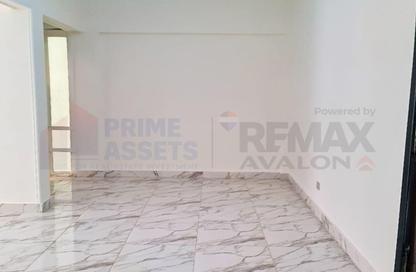 Apartment - 3 Bedrooms - 2 Bathrooms for sale in Mustafa Kamel - Hay Sharq - Alexandria Apartment - 3 Bedrooms - 2 Bathrooms for sale in Mustafa Kamel - Hay Sharq - Alexandria