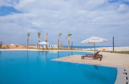 شقة - 2 غرف نوم - 2 حمامات للبيع في ذا جروف - العين السخنة - السويس