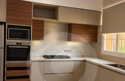 تاون هاوس - 4 - 4 للايجار في نيو جيزة - طريق مصر اسكندرية الصحراوي - مدينة 6 أكتوبر - الجيزة