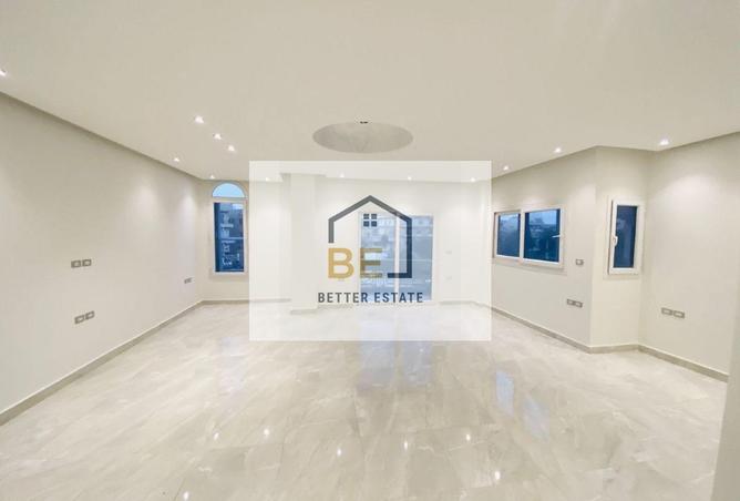 76240277 - Property Image 2
