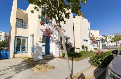 Chalet - 2 Bedrooms - 2 Bathrooms for sale in Mountain View - Ras Al Hekma - North Coast