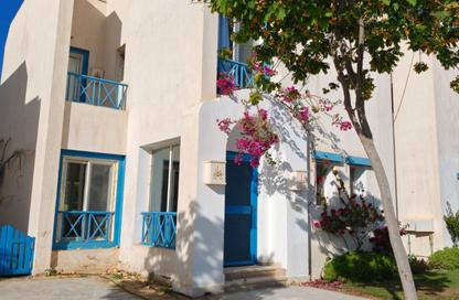 Chalet - 2 Bedrooms - 2 Bathrooms for sale in Mountain View - Ras Al Hekma - North Coast