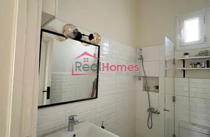 شقة - 2 غرف نوم - 2 حمامات للايجار في شارع سريلانكا - الزمالك - القاهرة