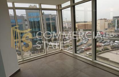 مساحات مكتبية - استوديو - 1 حمام للايجار في مول ساوث جيت - شارع التسعين الجنوبي - التجمع الخامس - مدينة القاهرة الجديدة - القاهرة