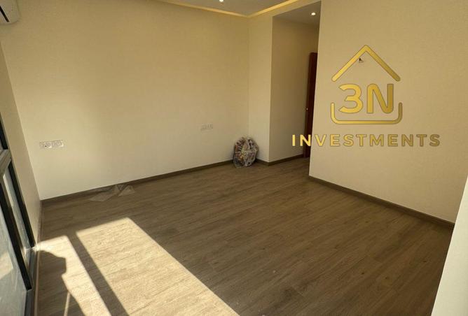 99803768 - صورة العقار 3