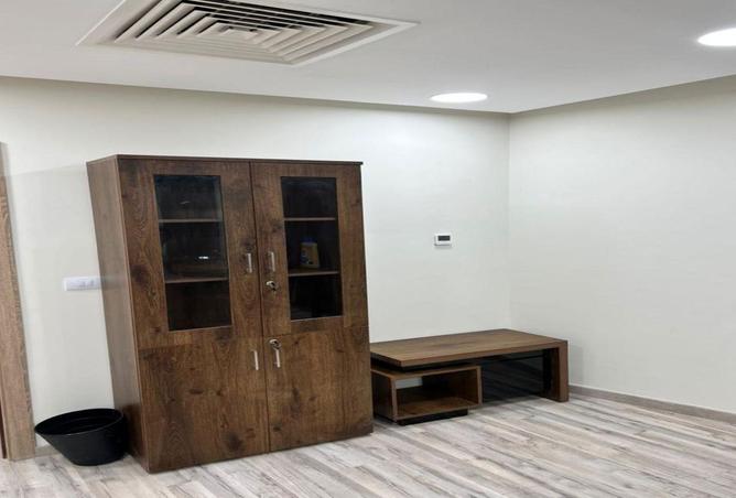 69302411 - صورة العقار 3