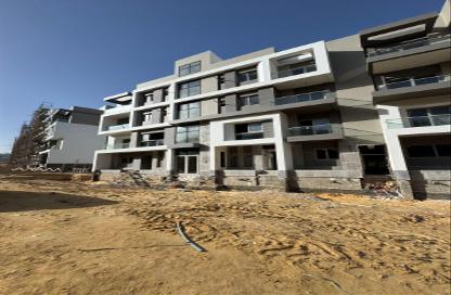 Apartment - 2 Bedrooms - 3 Bathrooms for sale in Terrace Compound - Sheikh Zayed Compounds - Sheikh Zayed City - Giza