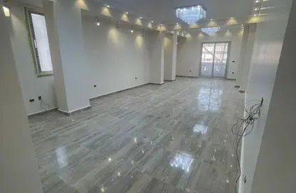 شقة - 3 غرف نوم - 3 حمامات للبيع في الحي الثالث - التجمع الخامس - مدينة القاهرة الجديدة - القاهرة