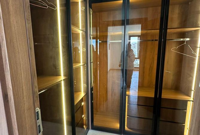 8561917 - Property Image 2