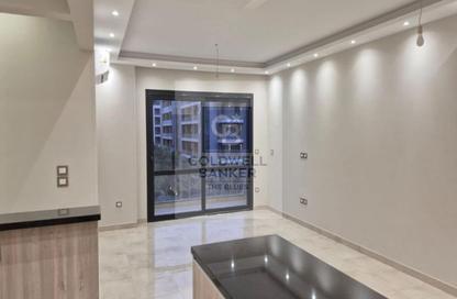 Apartment - 3 Bedrooms - 2 Bathrooms for sale in El Patio Oro - 5th Settlement Compounds - The 5th Settlement - New Cairo City - Cairo