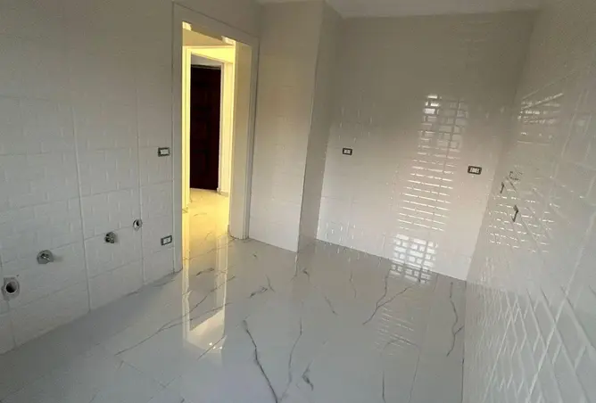 8649436 - Property Image 3
