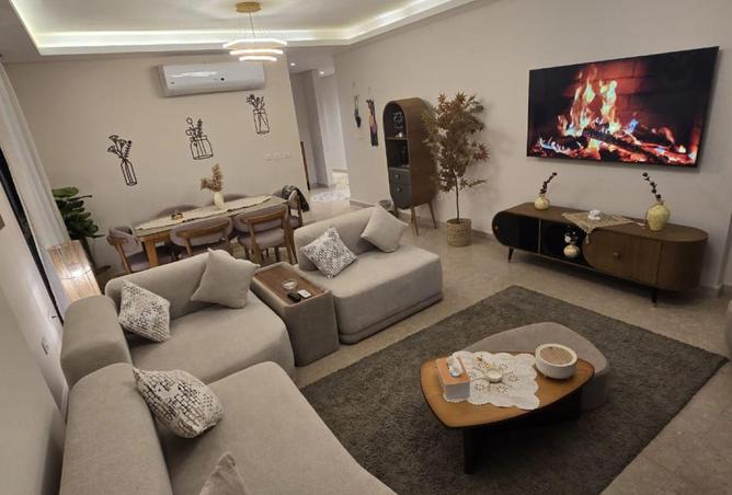 62403183 - Property Image 2