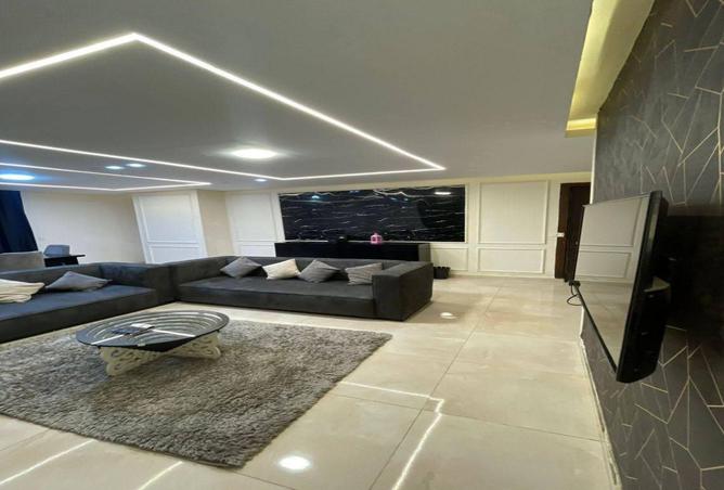 56744905 - Property Main Image