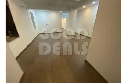 شقة - 2 غرف نوم - 2 حمامات للايجار في شارع السراي الكبري - جاردن سيتي - القاهرة