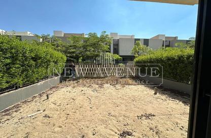 Townhouse - 3 Bedrooms - 3 Bathrooms for sale in Al Burouj Compound - El Shorouk Compounds - Shorouk City - Cairo