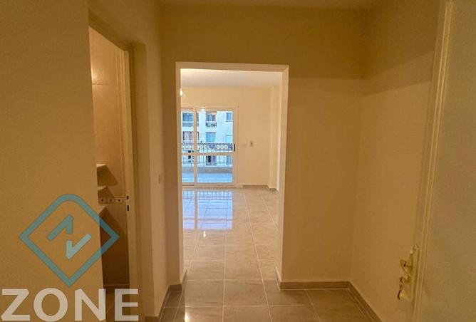 104042768 - Property Image 2