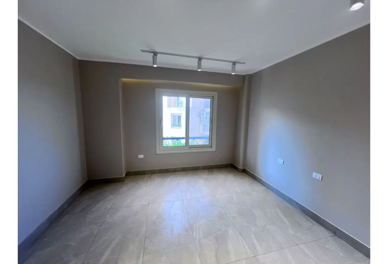 112988820 - Property Main Image