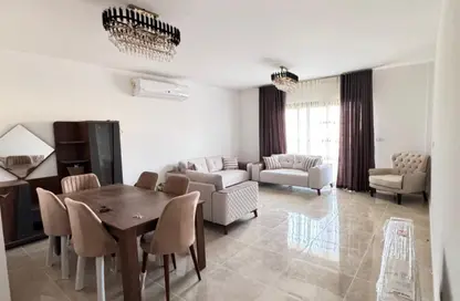 Apartment - 2 Bedrooms - 2 Bathrooms for sale in Fifth Square - The 5th Settlement - New Cairo City - Cairo
