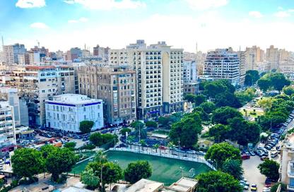 Apartment - 3 Bedrooms - 3 Bathrooms for sale in Champollion St. - Azarita - Hay Wasat - Alexandria