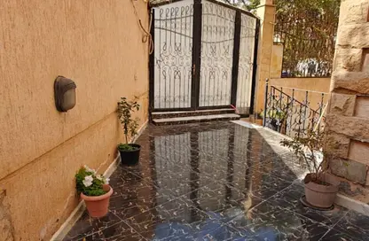 فيلا - 6 غرف نوم - 6 حمامات للبيع في الدبلوماسيين - الحي الثاني - الشيخ زايد - الجيزة