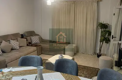 Apartment - 2 Bedrooms - 1 Bathroom for rent in El Rehab Extension - Al Rehab - New Cairo City - Cairo