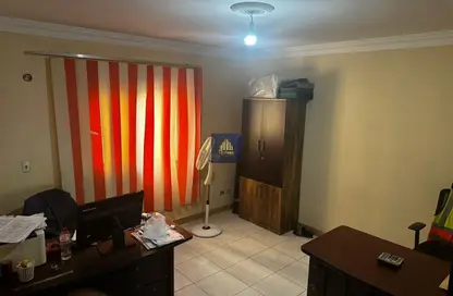 شقة - 3 غرف نوم - 2 حمامات للايجار في الشطر العاشر - زهراء المعادي - حي المعادي - القاهرة