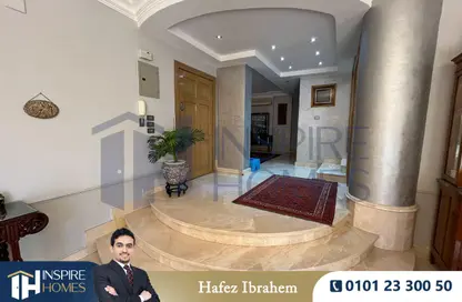 شقة - 5 غرف نوم - 3 حمامات للبيع في اوبرا سيتي - الحي السادس - الشيخ زايد - الجيزة