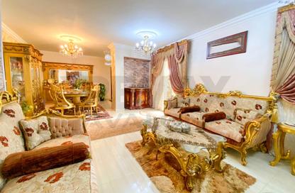 Apartment - 3 Bedrooms - 2 Bathrooms for sale in Green Towers - Smouha - Hay Sharq - Alexandria