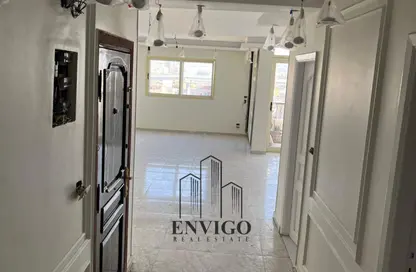 Apartment - 3 Bedrooms - 3 Bathrooms for sale in Al Fadl Ibn Rabie St. - 7th District - Nasr City - Cairo